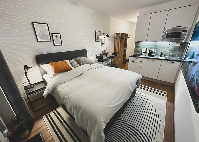 Mosel - Netflix - Modern & Zentral Trier